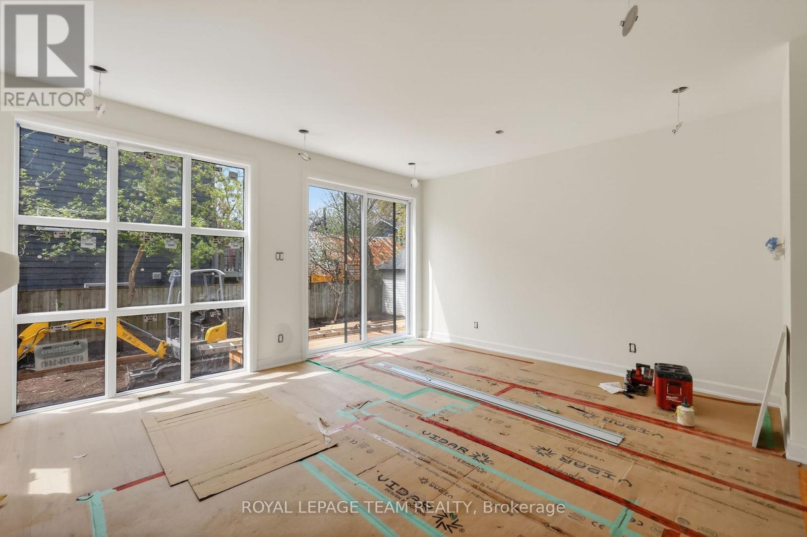 A - 608 Tweedsmuir Avenue, Ottawa, Ontario K1Z 5P3 - Photo 6 - X13148794