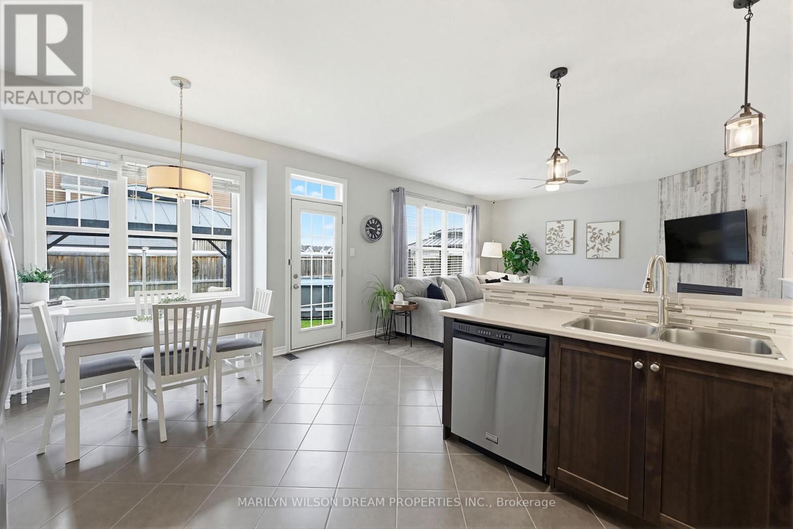 361 Gallantry Way, Ottawa, Ontario  K2S 0R1 - Photo 19 - X13148818