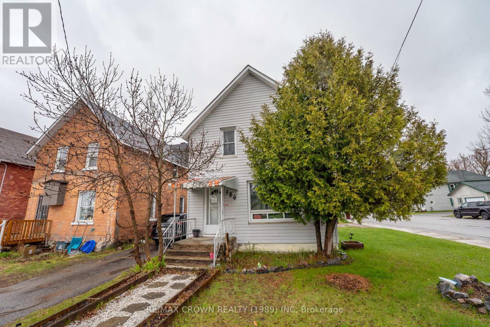 186 Church Street, West Nipissing, Ontario  P2B 1H5 - Photo 1 - X13148606
