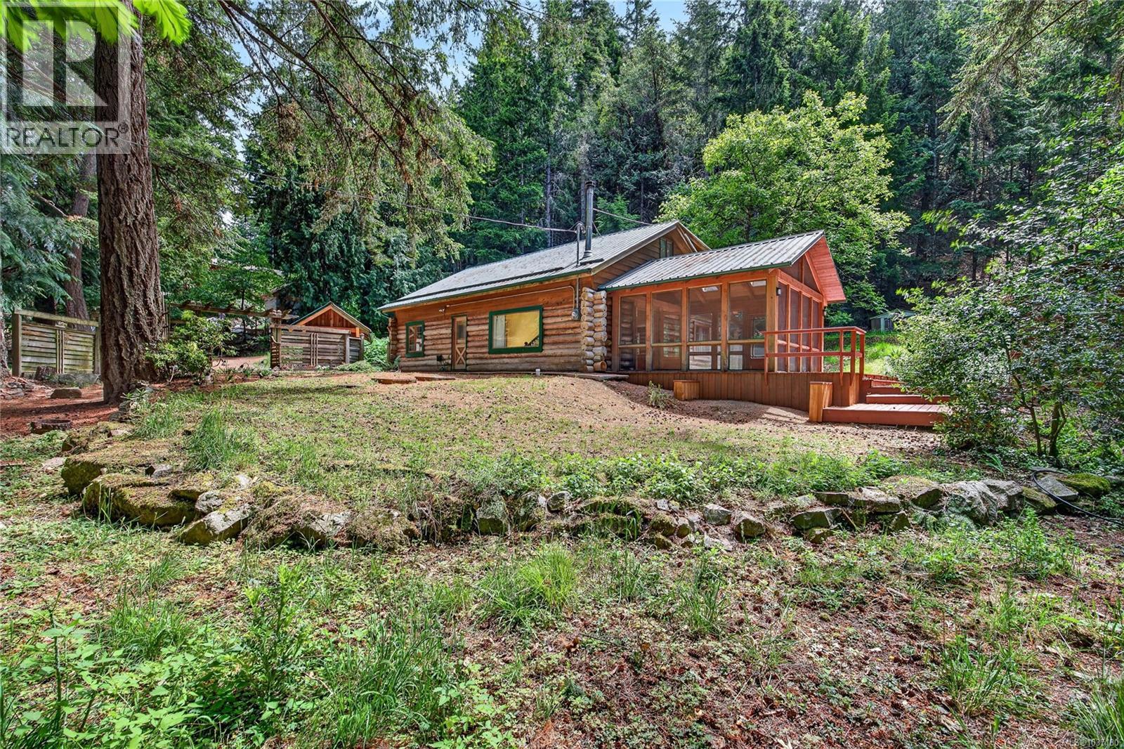 135 Fairway Dr, Salt Spring, British Columbia  V8K 1M6 - Photo 1 - 1037130