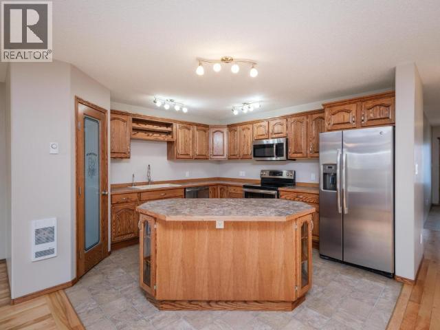 4-60 Caprice Court, Whitehorse, Yukon Y1A 0N6 - Photo 9 - 17272