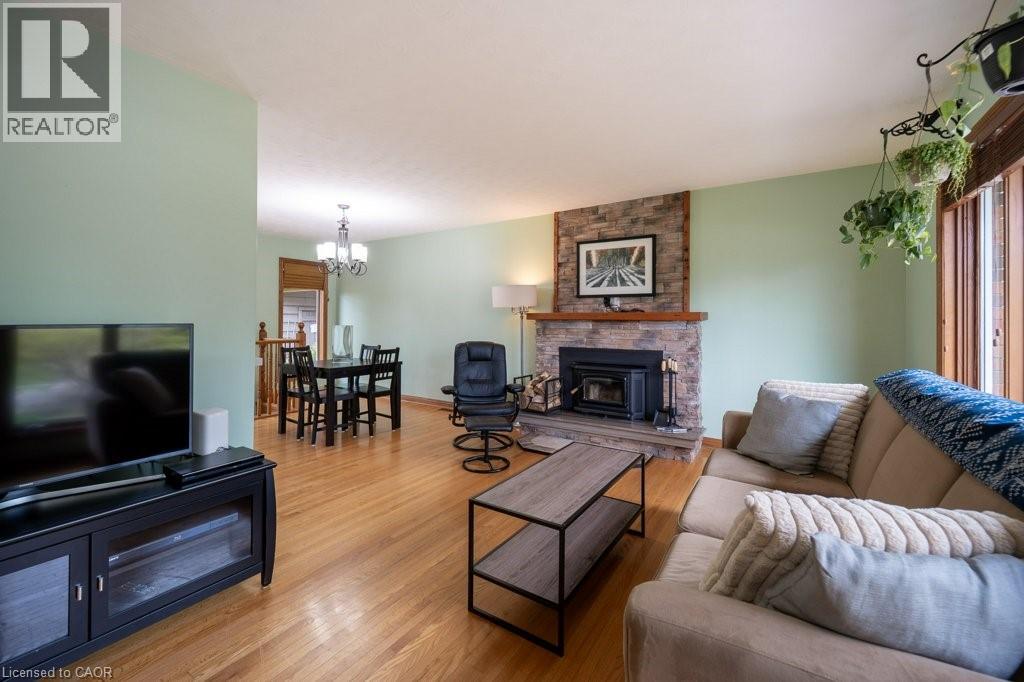5 Donald Street, Cambridge, Ontario  N1S 2H1 - Photo 3 - 40822916