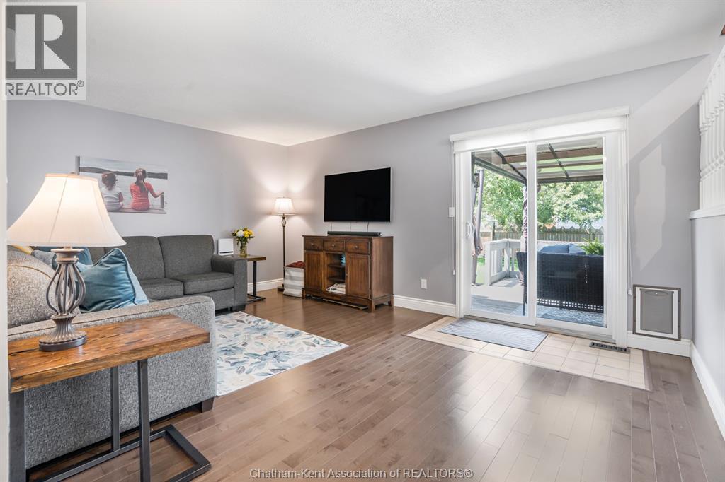 457 Mcnaughton Avenue East, Chatham, Ontario  N7L 2H2 - Photo 8 - 26011537