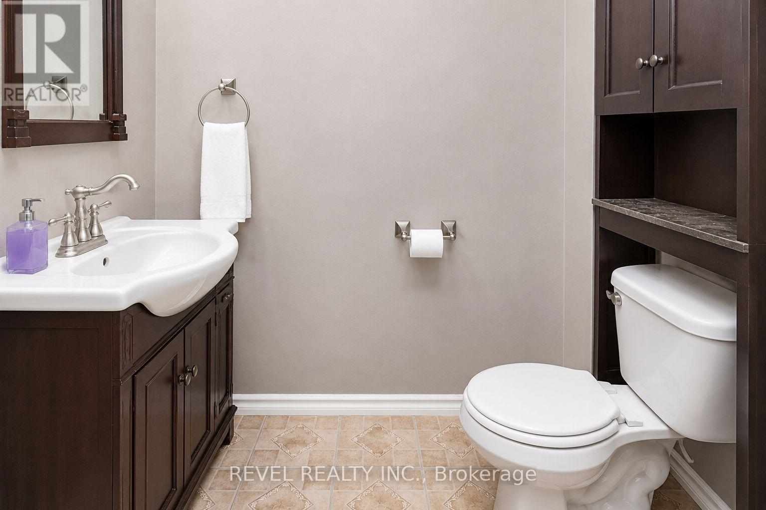 241 Annis Street, Oshawa, Ontario  L1H 3P8 - Photo 10 - E13148626
