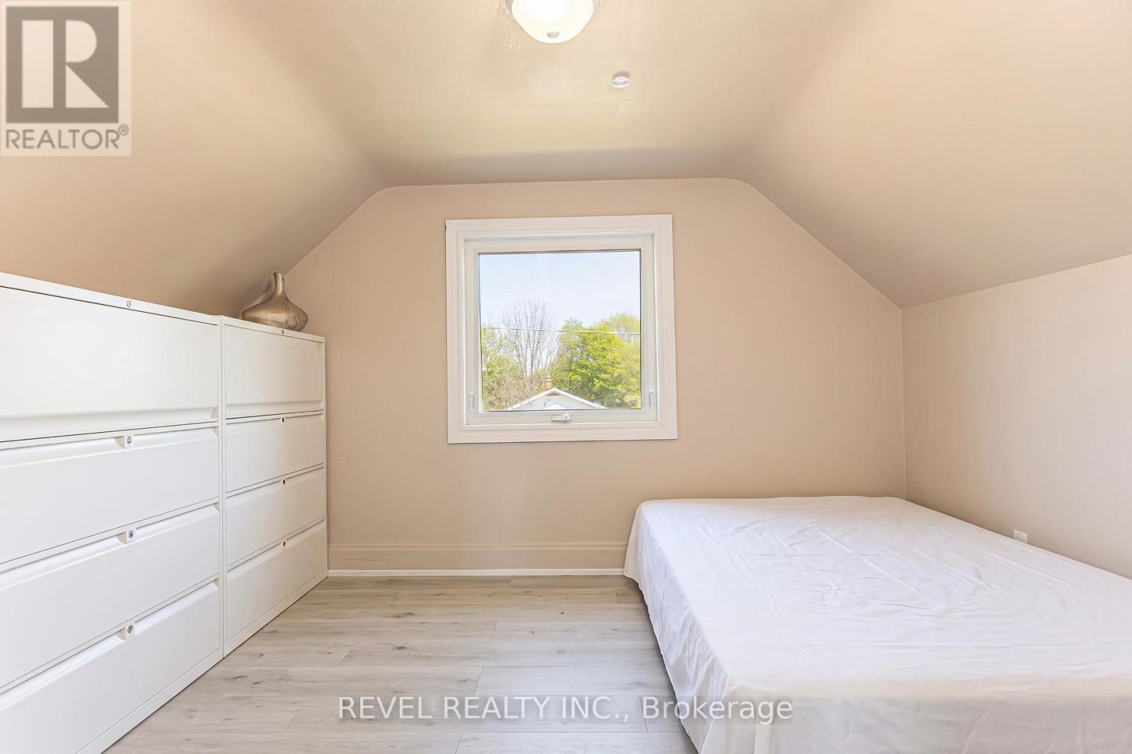 241 Annis Street, Oshawa, Ontario  L1H 3P8 - Photo 15 - E13148626