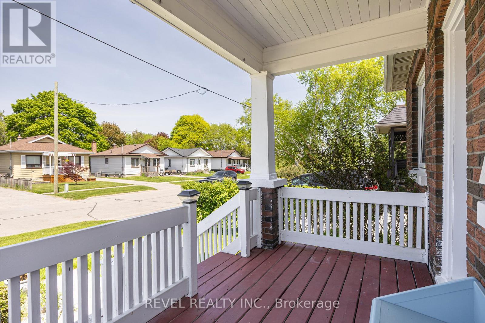 241 Annis Street, Oshawa, Ontario  L1H 3P8 - Photo 3 - E13148626