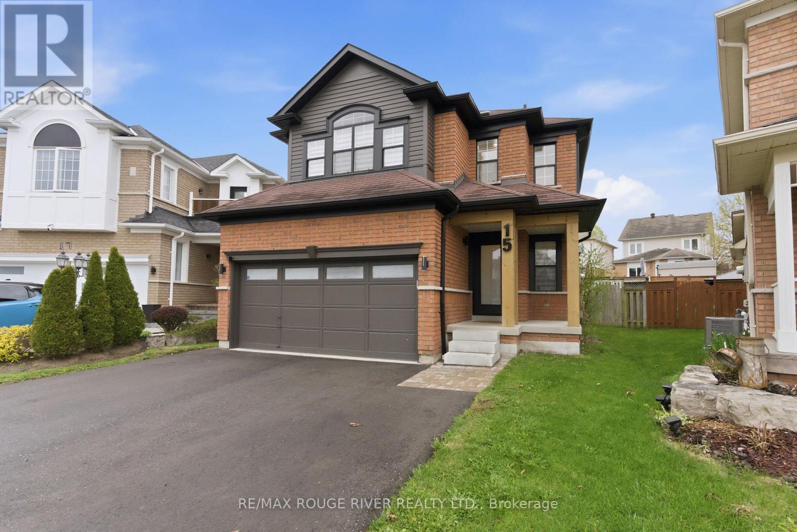 15 VIRGINIA DRIVE, Whitby, Ontario