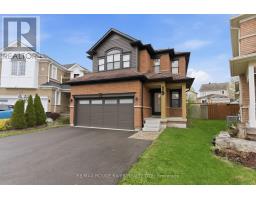 15 VIRGINIA DRIVE, Whitby, Ontario