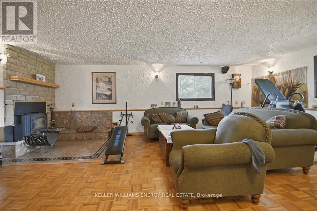 2033 Simcoe Street N, Oshawa, Ontario  L1H 7K4 - Photo 11 - E13148764