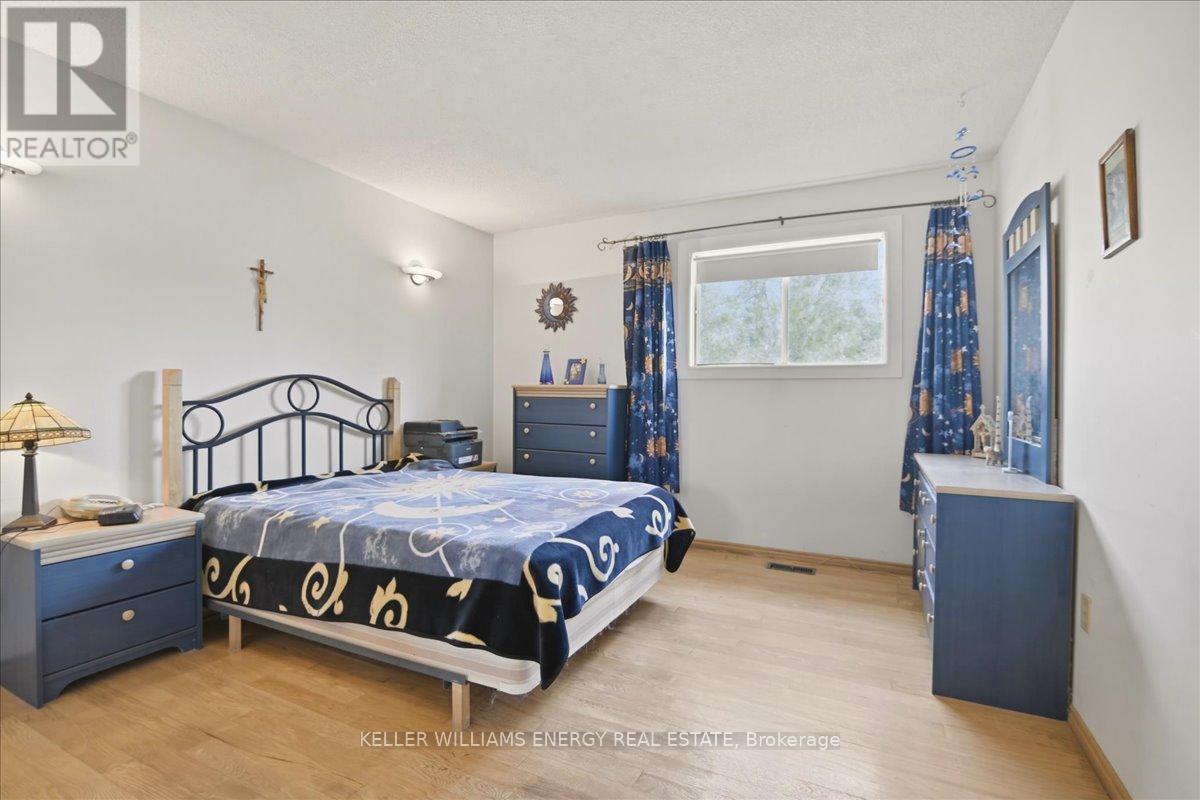 2033 Simcoe Street N, Oshawa, Ontario  L1H 7K4 - Photo 14 - E13148764