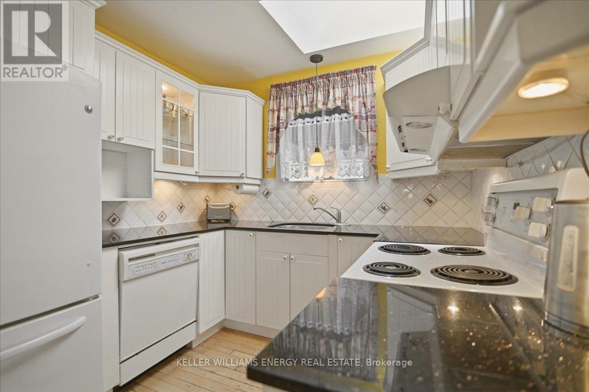 2033 Simcoe Street N, Oshawa, Ontario  L1H 7K4 - Photo 9 - E13148764