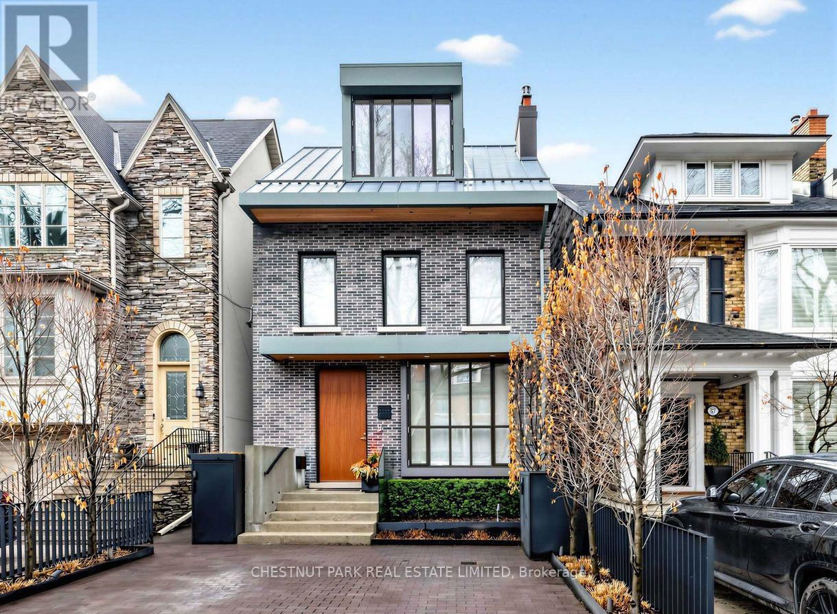 55 FARNHAM AVENUE, Toronto, Ontario