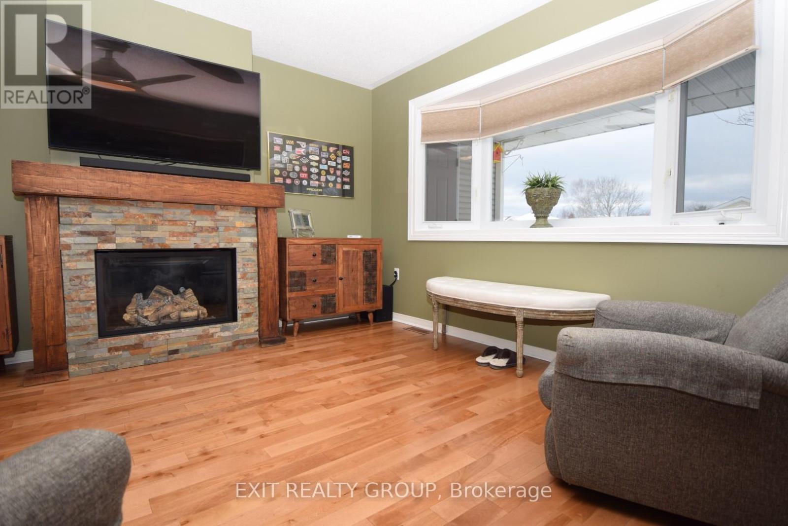 1 Quaker Court, Prince Edward County, Ontario  K0K 3L0 - Photo 6 - X13148798