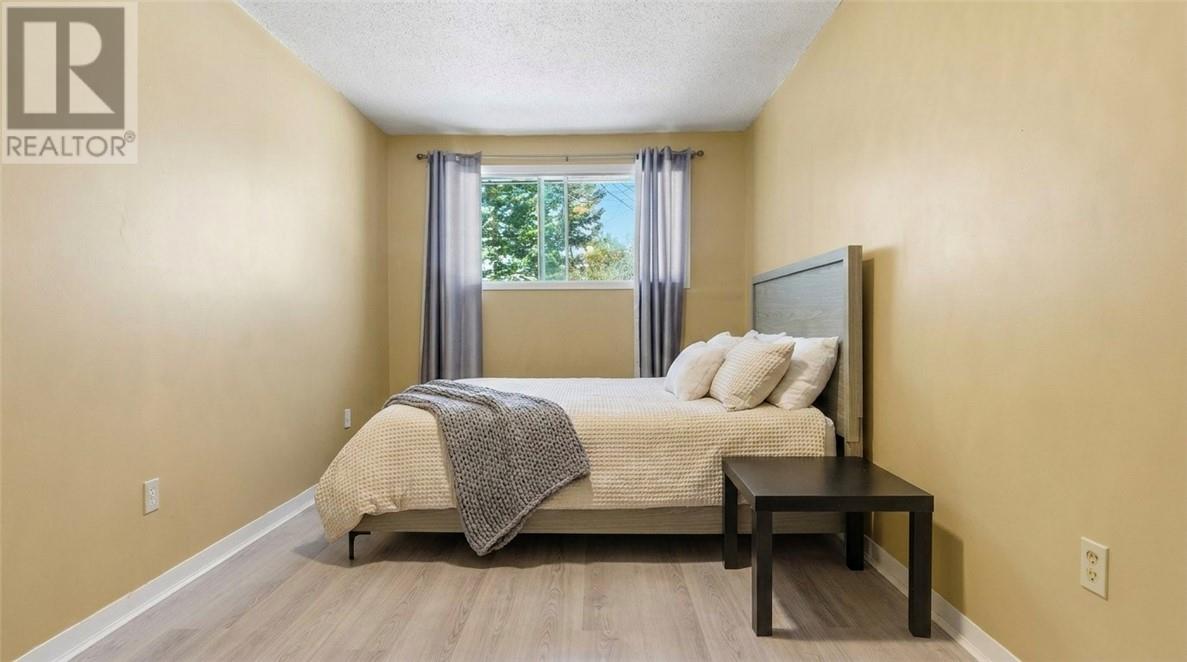 1638 Springbrook, Greater Sudbury, Ontario P3A 5E1 - Photo 9 - 2127885