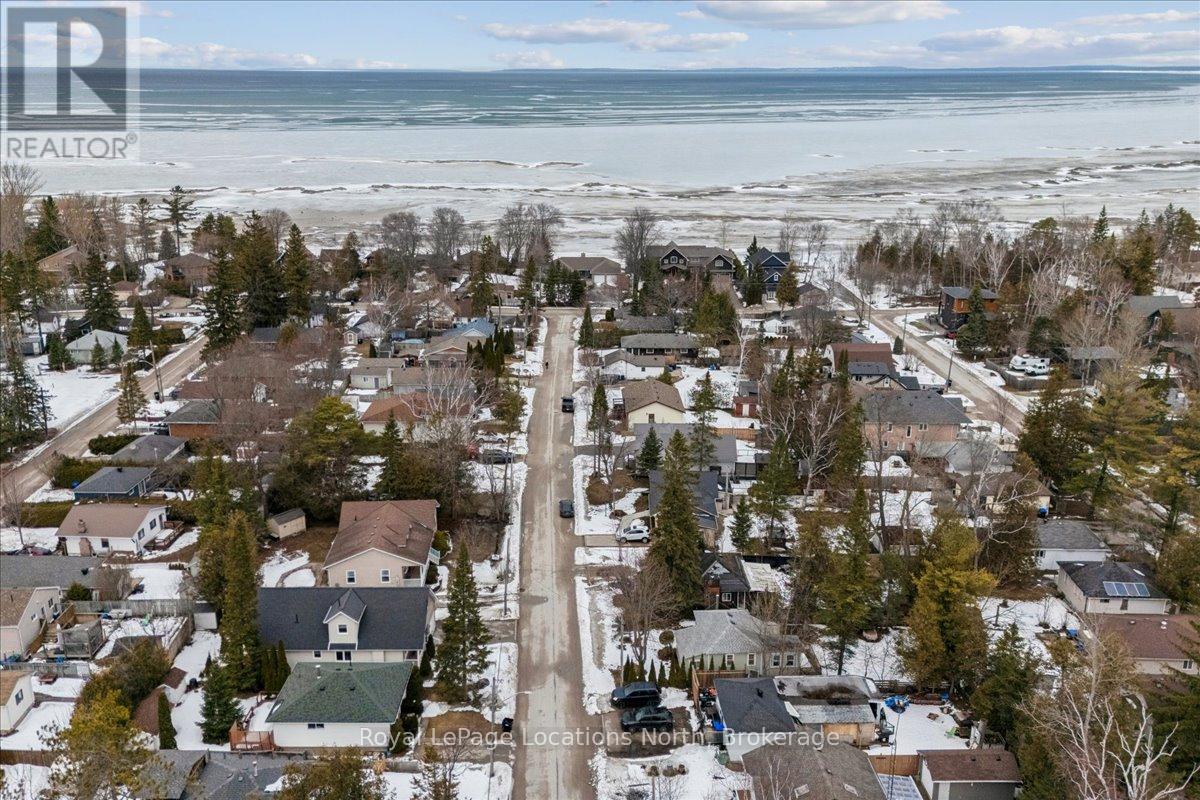 29 69th Street N, Wasaga Beach, Ontario L9Z 1T9 - Photo 32 - S12896468