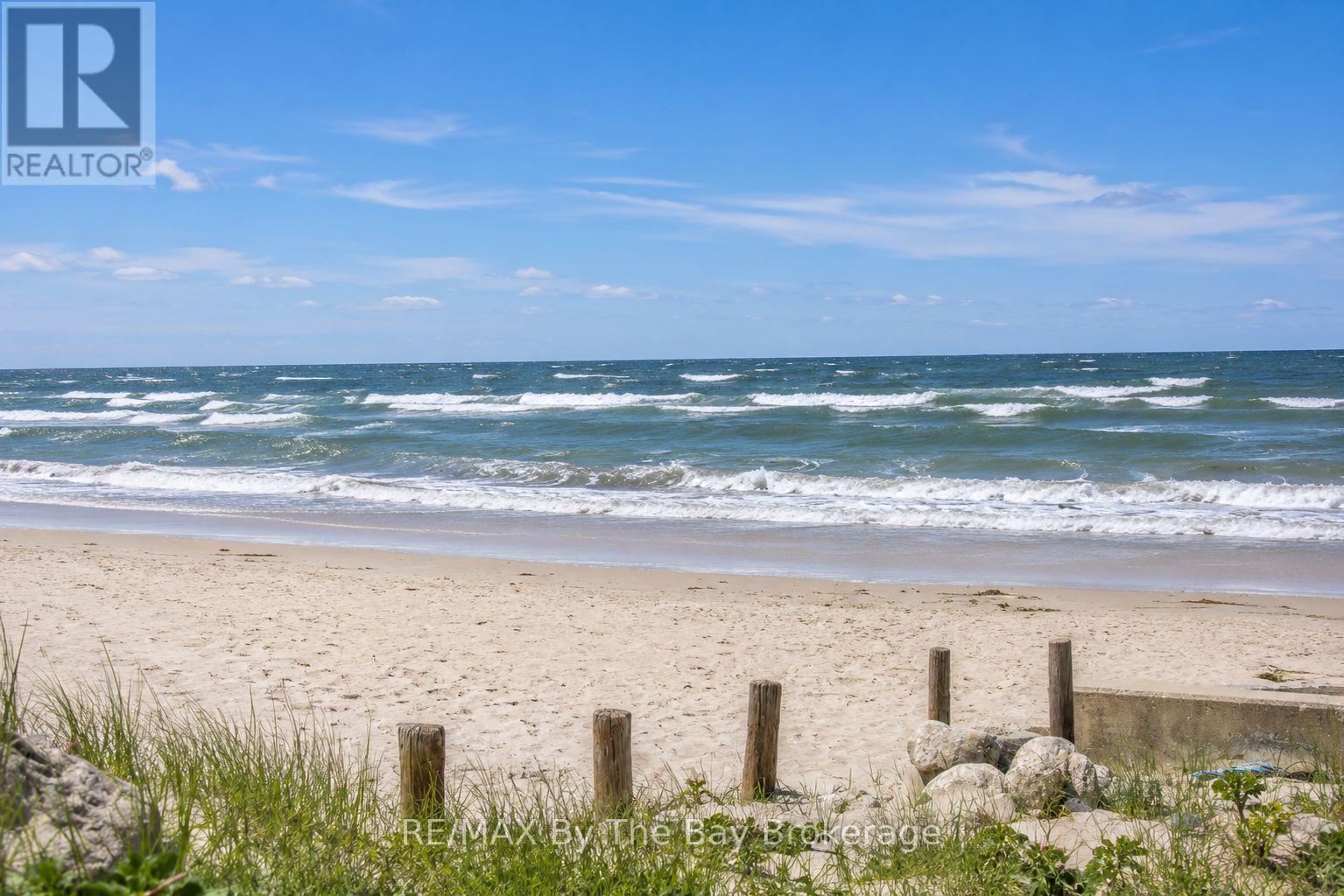 6 - 15 30th Street N, Wasaga Beach, Ontario L9Z 2C8 - Photo 4 - S12977672