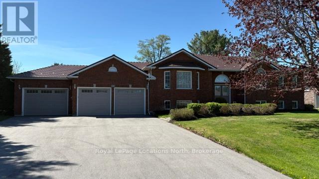 4 Hillier Court, Wasaga Beach, Ontario  L9Z 1J8 - Photo 1 - S13111074