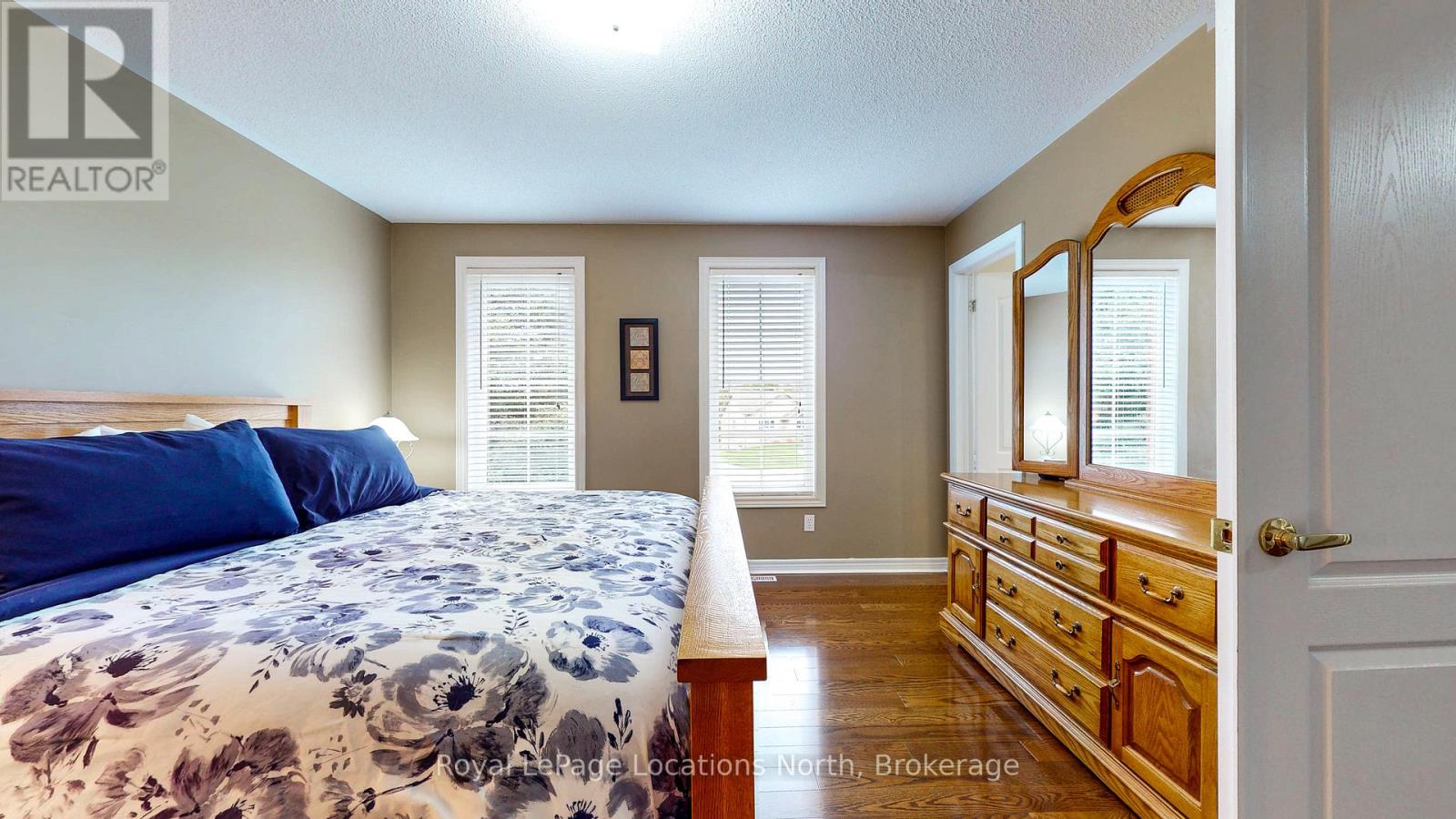 4 Hillier Court, Wasaga Beach, Ontario  L9Z 1J8 - Photo 21 - S13111074