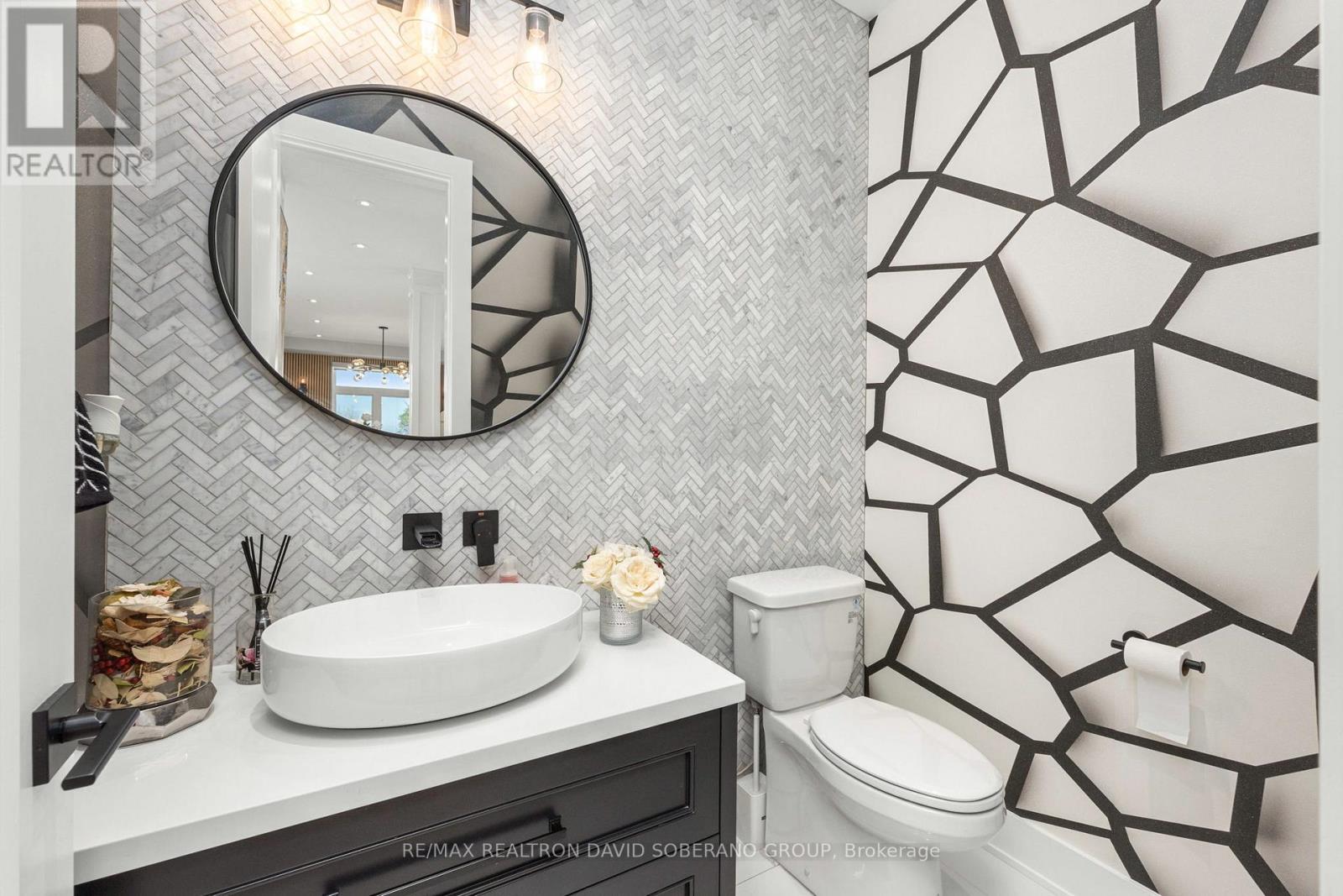 34 Dresden Road, Toronto, Ontario  M3H 1W9 - Photo 17 - C13148556