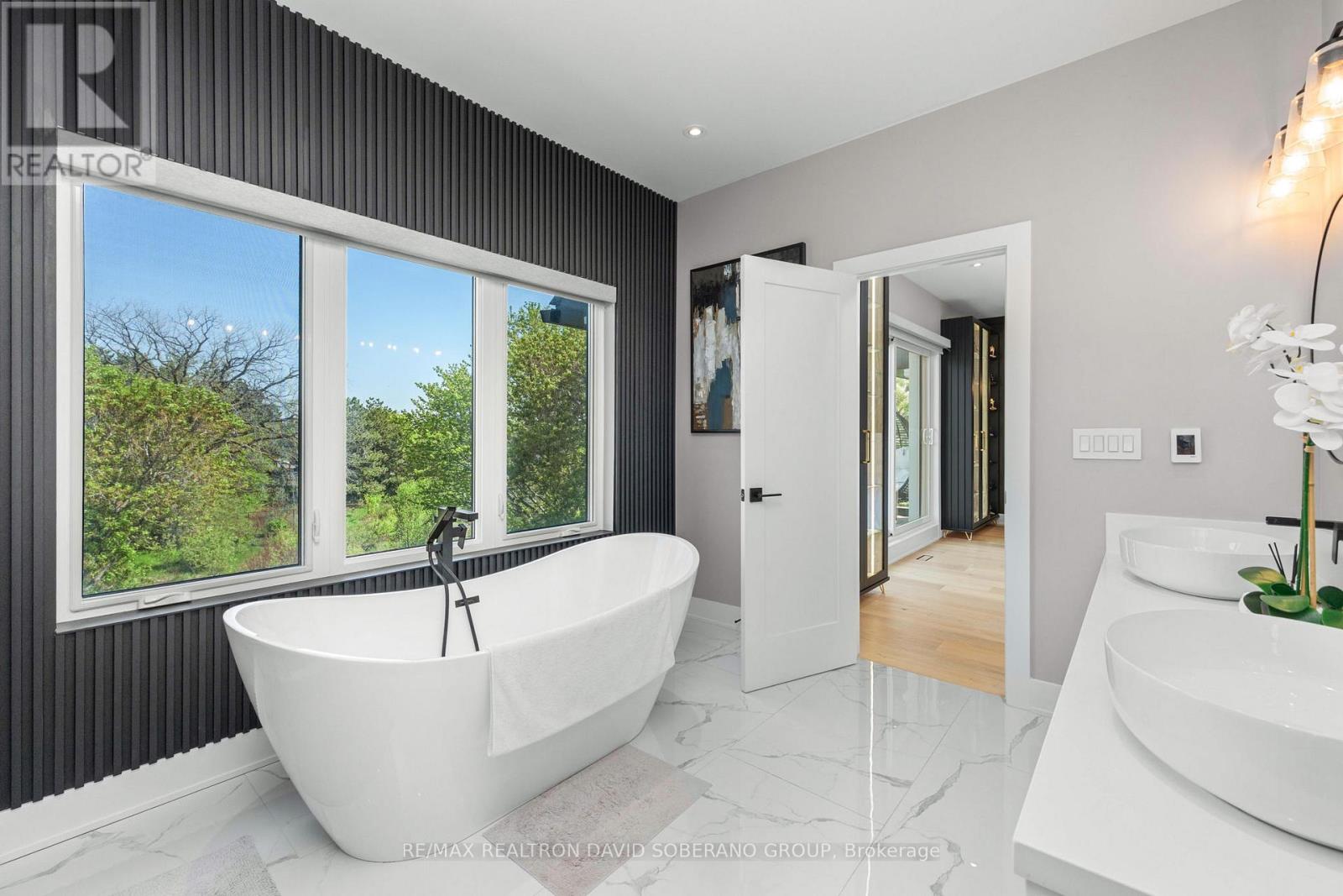 34 Dresden Road, Toronto, Ontario  M3H 1W9 - Photo 23 - C13148556
