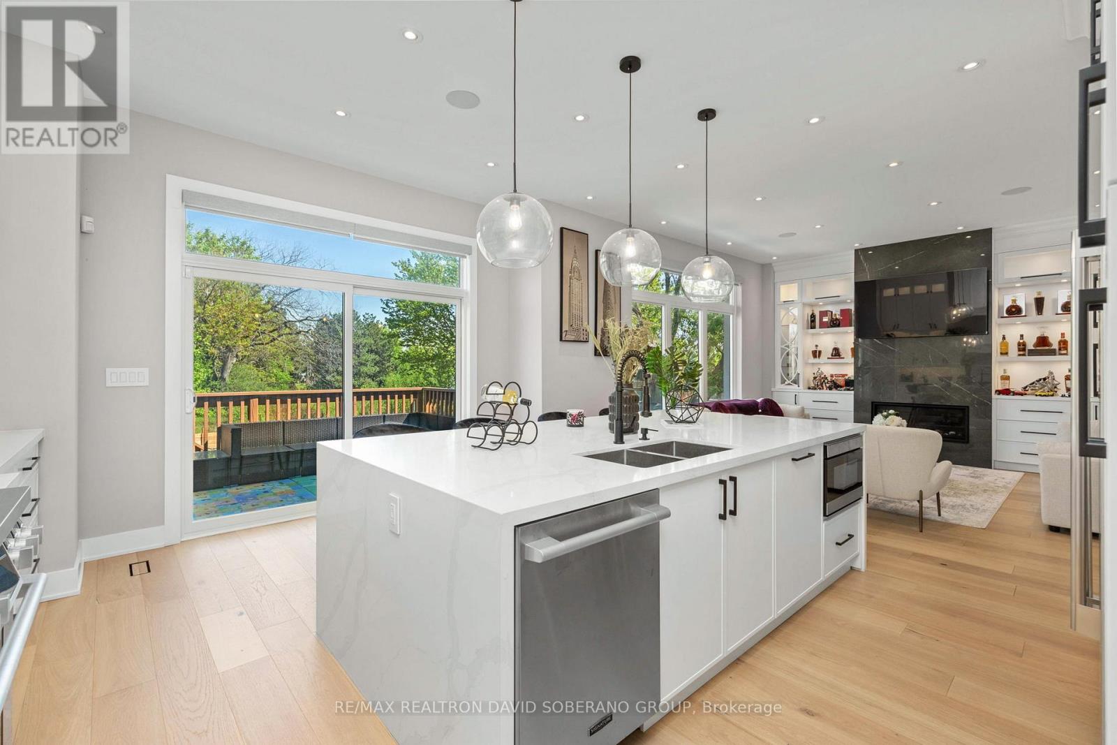34 Dresden Road, Toronto, Ontario  M3H 1W9 - Photo 8 - C13148556