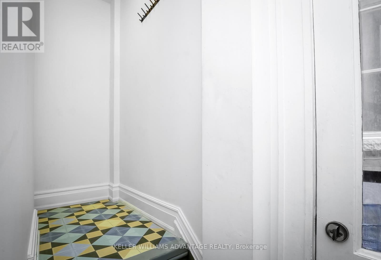 Lower - 146 Madison Avenue, Toronto, Ontario  M5R 2S5 - Photo 4 - C13148568