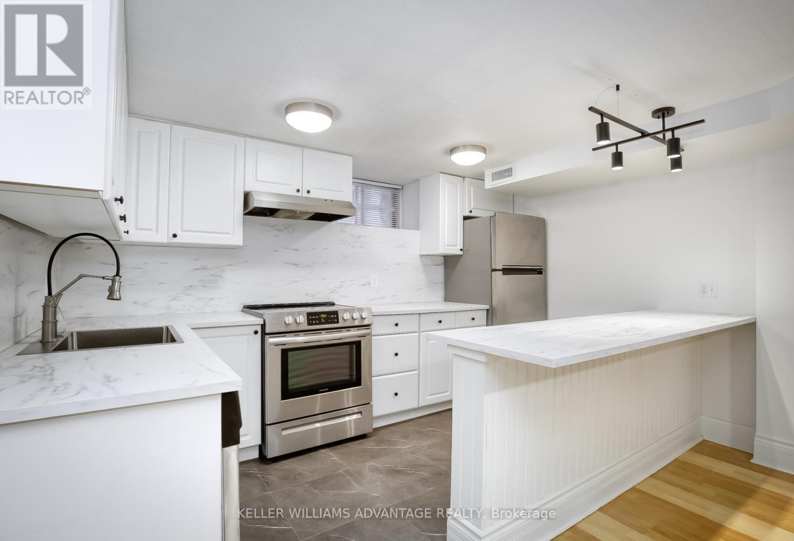 Lower - 146 Madison Avenue, Toronto, Ontario  M5R 2S5 - Photo 9 - C13148568