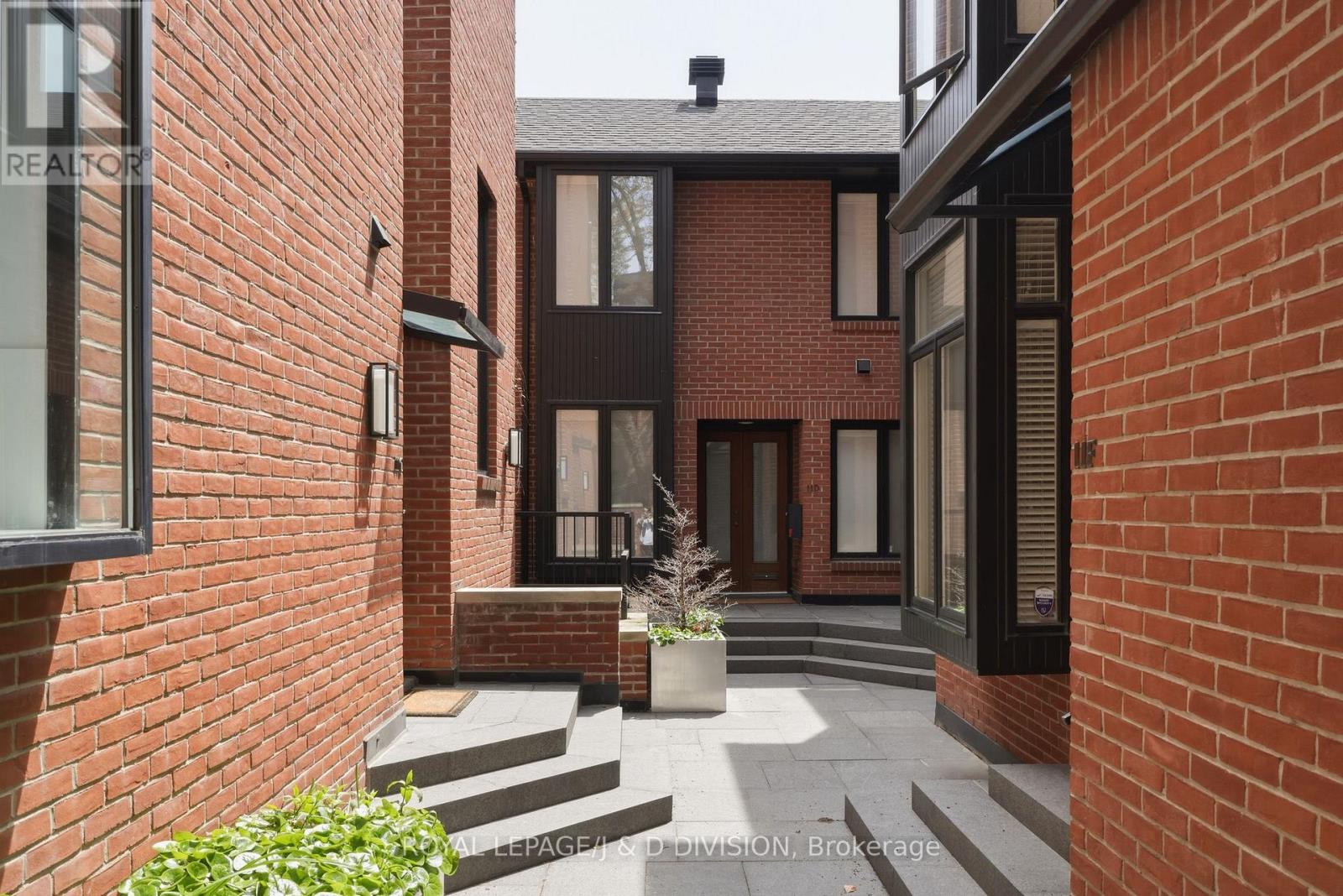 11c Tranby Avenue, Toronto, Ontario  M5R 1N4 - Photo 29 - C13148720