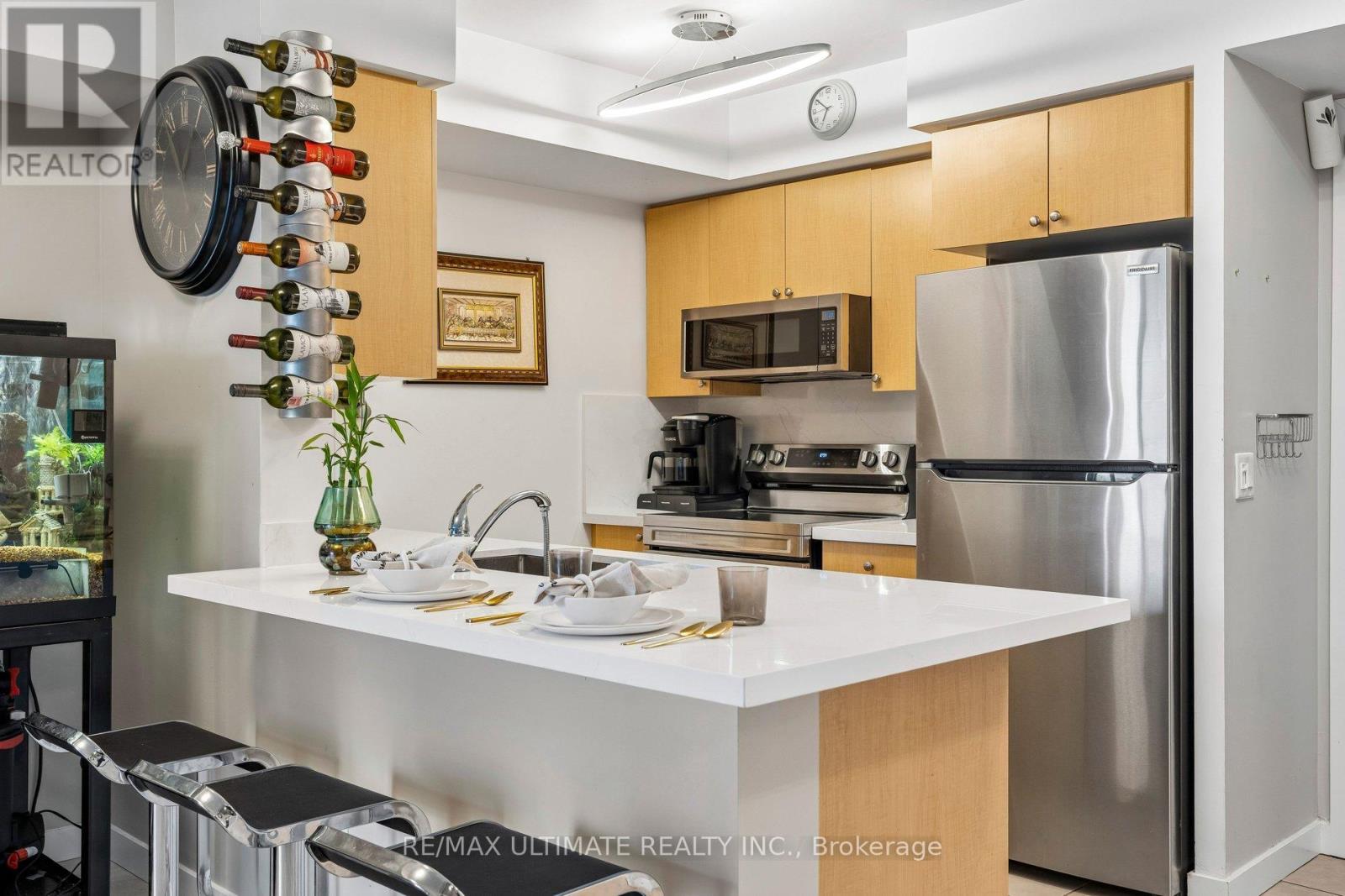308 - 35 Saranac Boulevard, Toronto, Ontario  M6A 2G4 - Photo 4 - C13148816