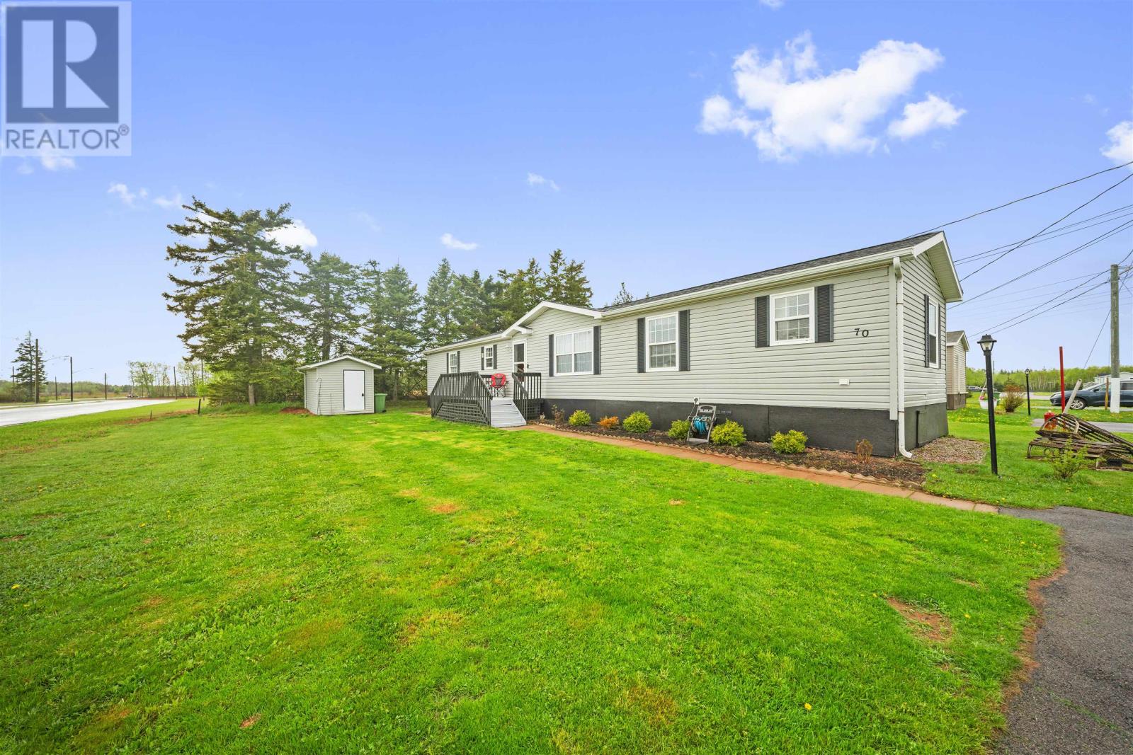 70 Jillian Street, Summerside, Prince Edward Island C1N 6S6 - Photo 4 - 202611474