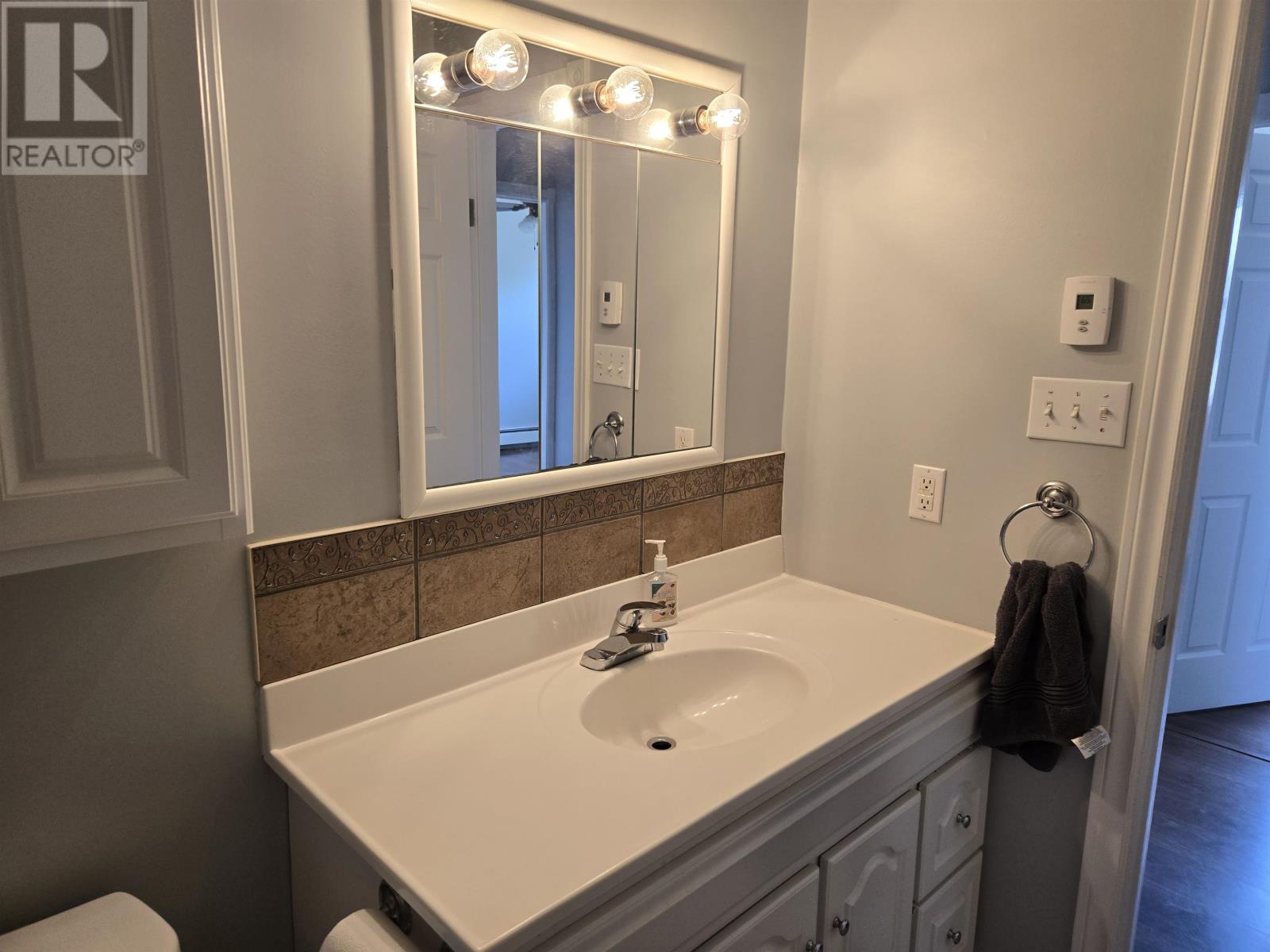 11 Fraser Avenue, Northport, Prince Edward Island  C0B 1B0 - Photo 11 - 202611476