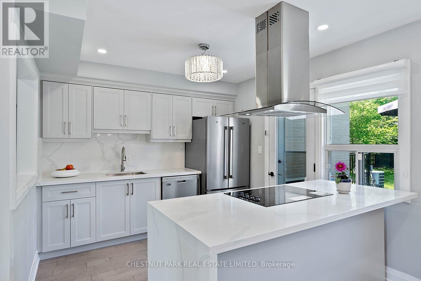 106 Fitzgibbon Avenue, Toronto, Ontario  M1K 4A3 - Photo 14 - E13148592