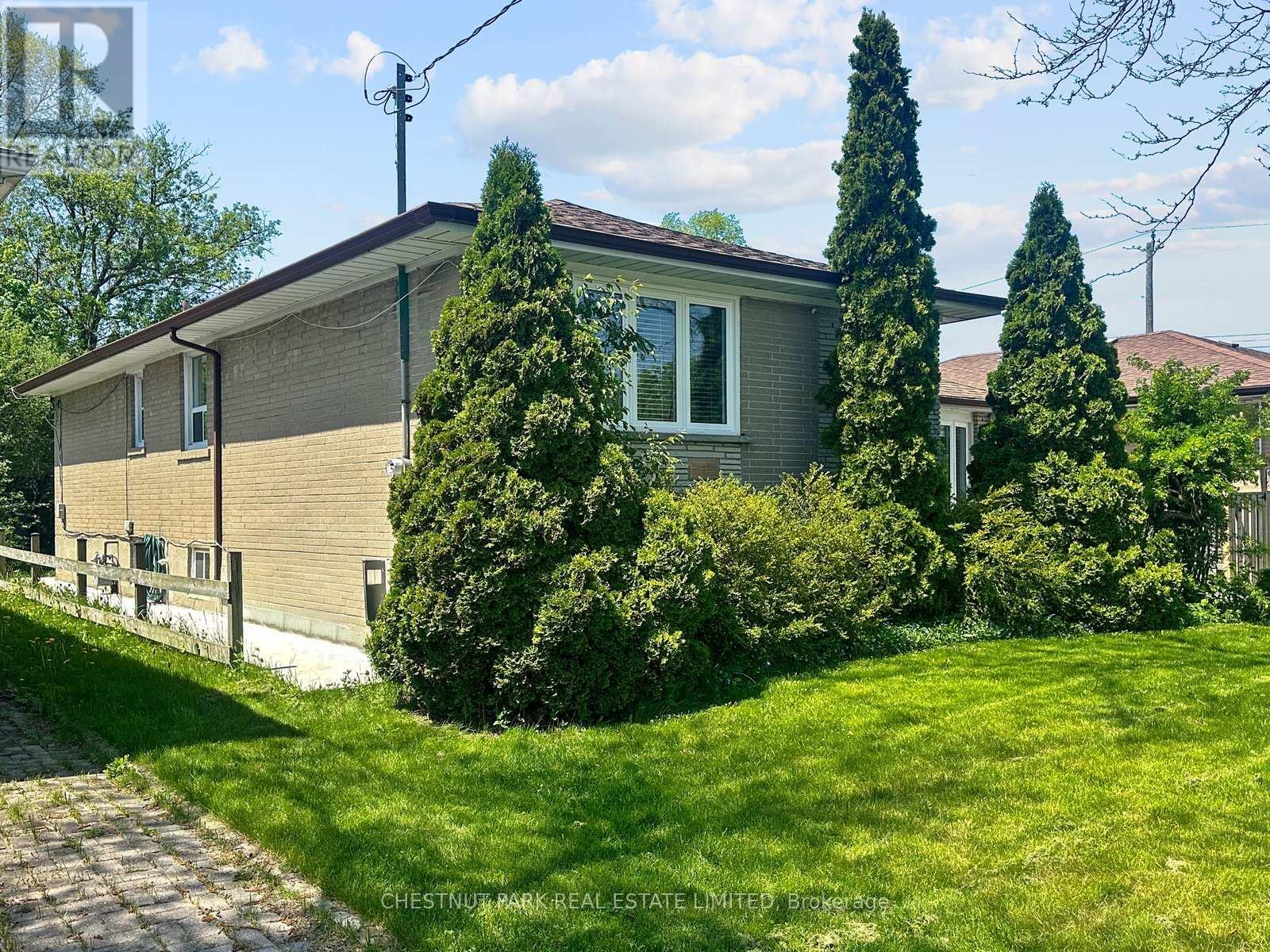 106 Fitzgibbon Avenue, Toronto, Ontario  M1K 4A3 - Photo 47 - E13148592