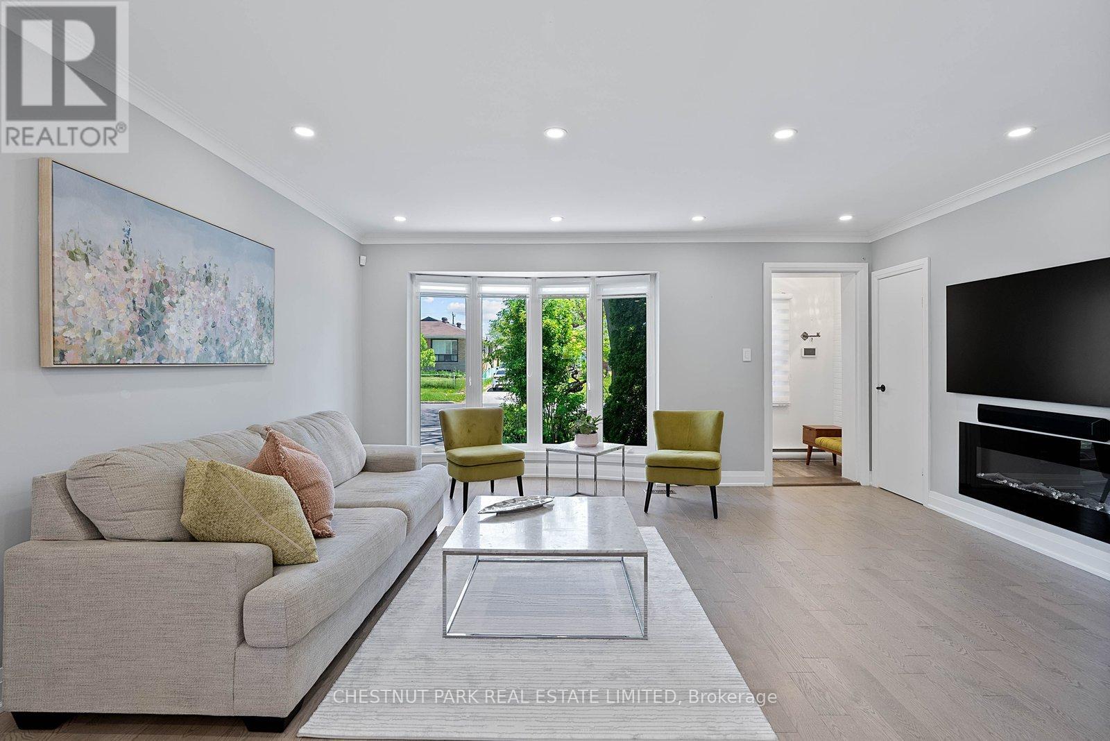 106 Fitzgibbon Avenue, Toronto, Ontario  M1K 4A3 - Photo 9 - E13148592