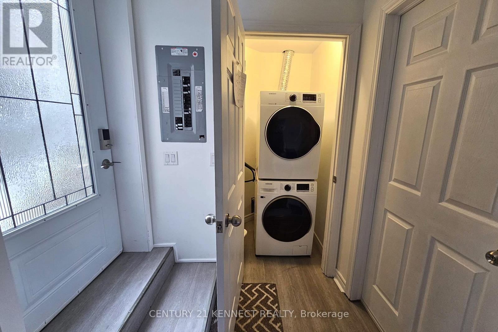 Lower 1 - 156 Atherton Avenue, Ajax, Ontario  L1T 0H8 - Photo 2 - E13148612