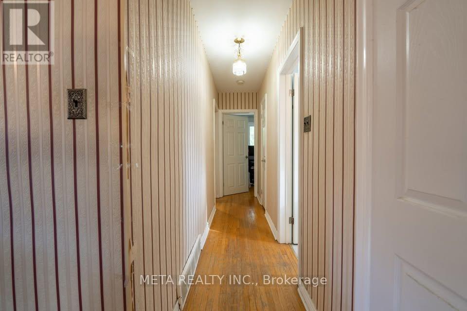 79 Chestermere Boulevard, Toronto, Ontario M1J 2Y2 - Photo 3 - E13148746