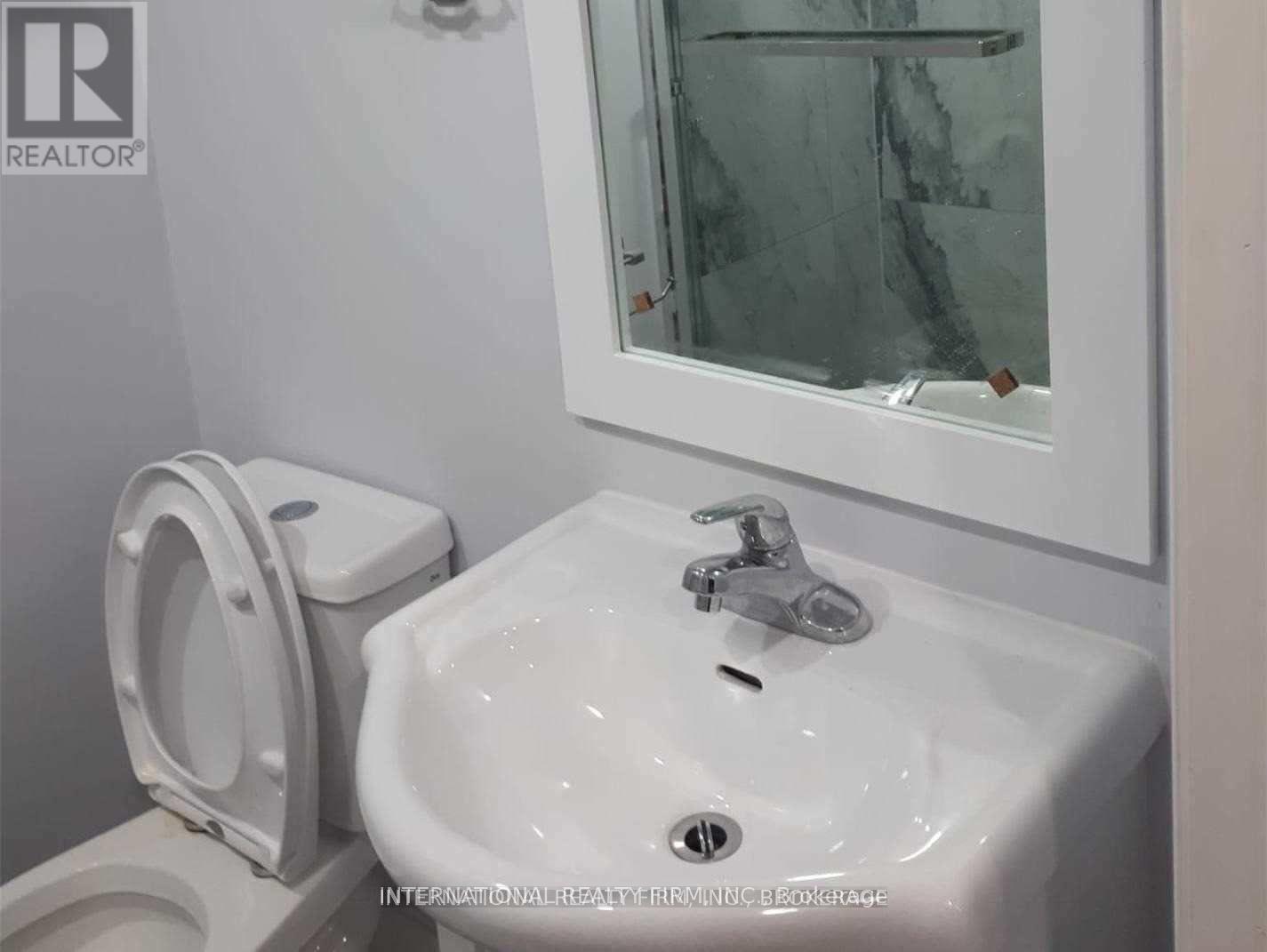 Lower - 116 Red River Crescent, Toronto, Ontario  M1B 1Z6 - Photo 11 - E13148828