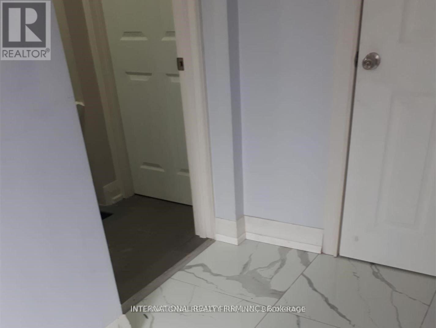 Lower - 116 Red River Crescent, Toronto, Ontario  M1B 1Z6 - Photo 3 - E13148828