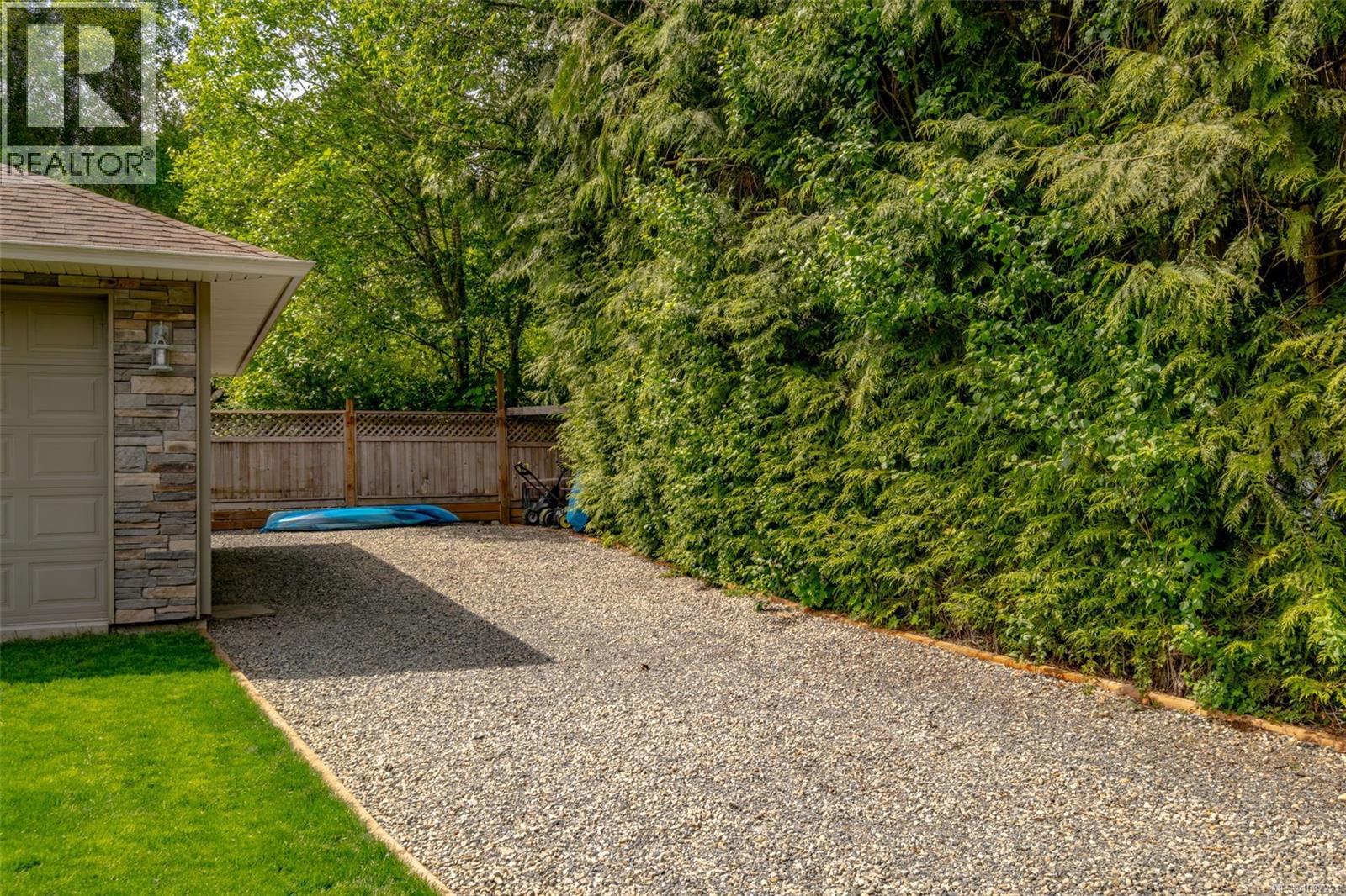 7739 Clark Dr, Lantzville, British Columbia  V0N 2H0 - Photo 89 - 1037221