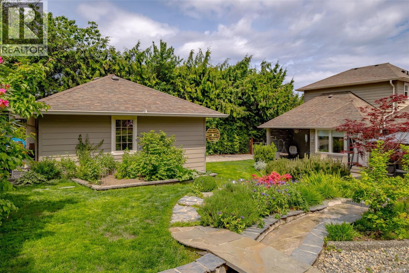 7739 Clark Dr, Lantzville, British Columbia  V0N 2H0 - Photo 83 - 1037221