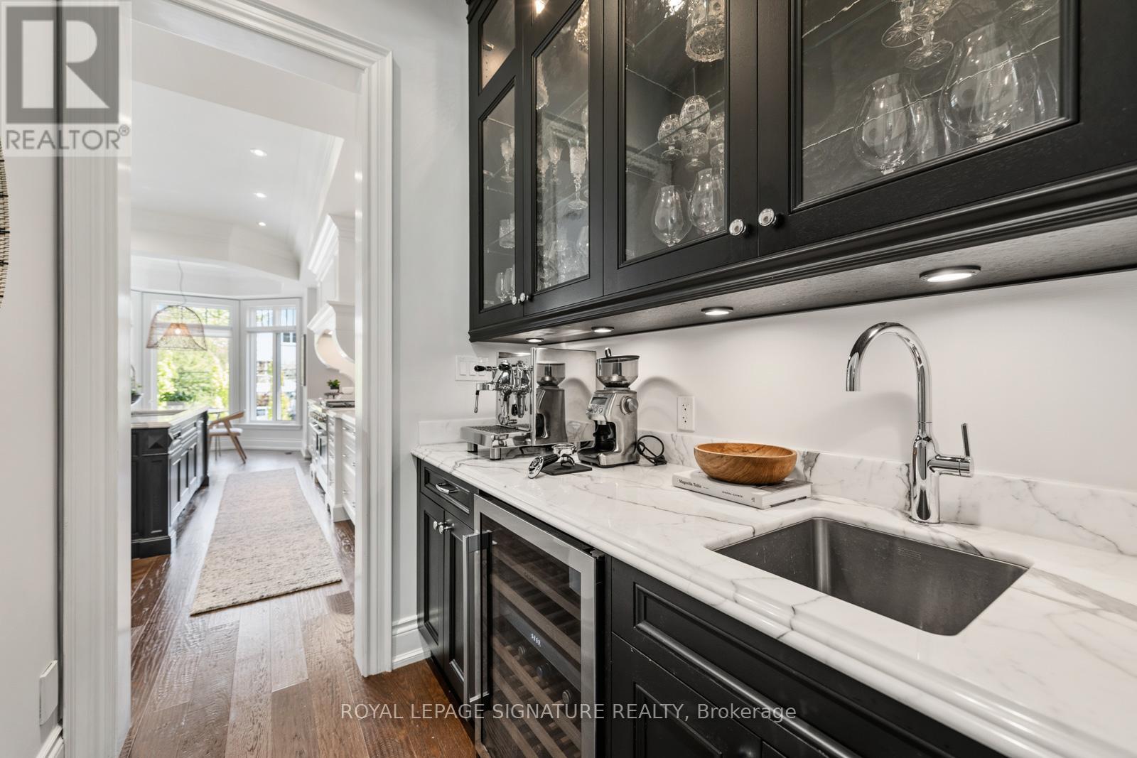 9 Neville Park Boulevard, Toronto, Ontario  M4E 3P5 - Photo 19 - E13144084