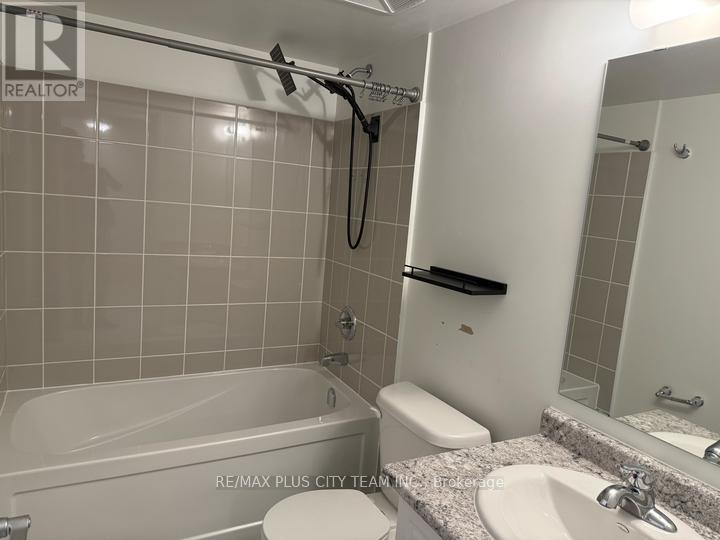 809 - 2635 William Jackson Drive, Pickering, Ontario  L1P 2V8 - Photo 8 - E13144268