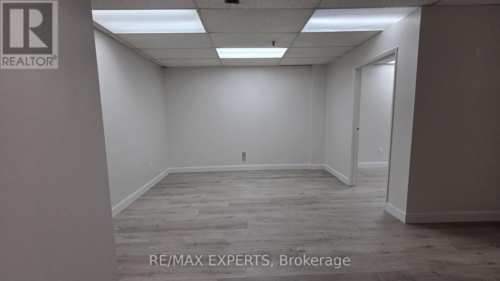 10 - 400 Esna Park Drive, Markham, Ontario  L3R 3K2 - Photo 1 - N13148562