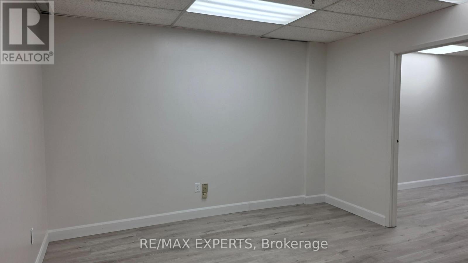10 - 400 Esna Park Drive, Markham, Ontario  L3R 3K2 - Photo 4 - N13148562