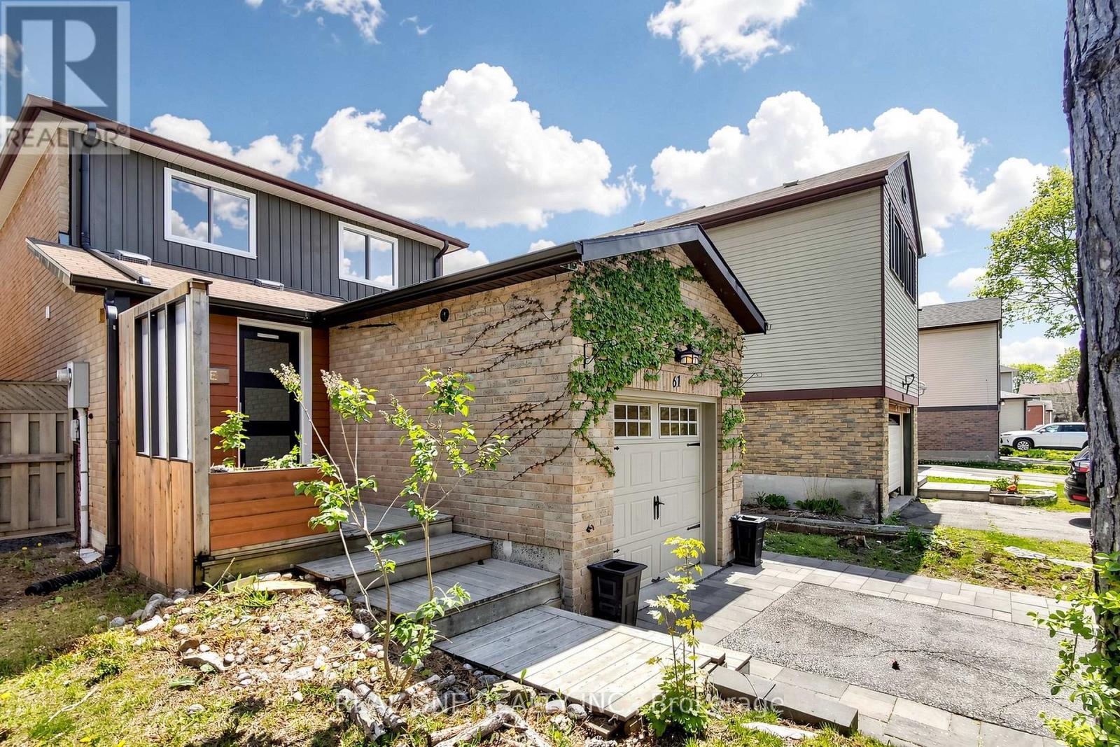 61 Marlow Crescent, Markham, Ontario L3R 4P4 - Photo 3 - N13148582