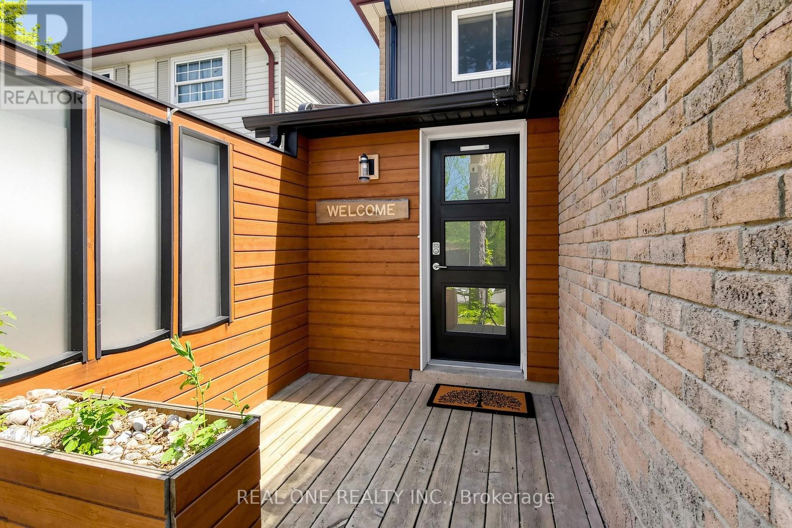61 Marlow Crescent, Markham, Ontario L3R 4P4 - Photo 5 - N13148582