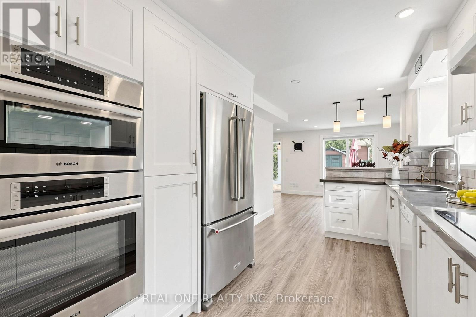 61 Marlow Crescent, Markham, Ontario L3R 4P4 - Photo 9 - N13148582