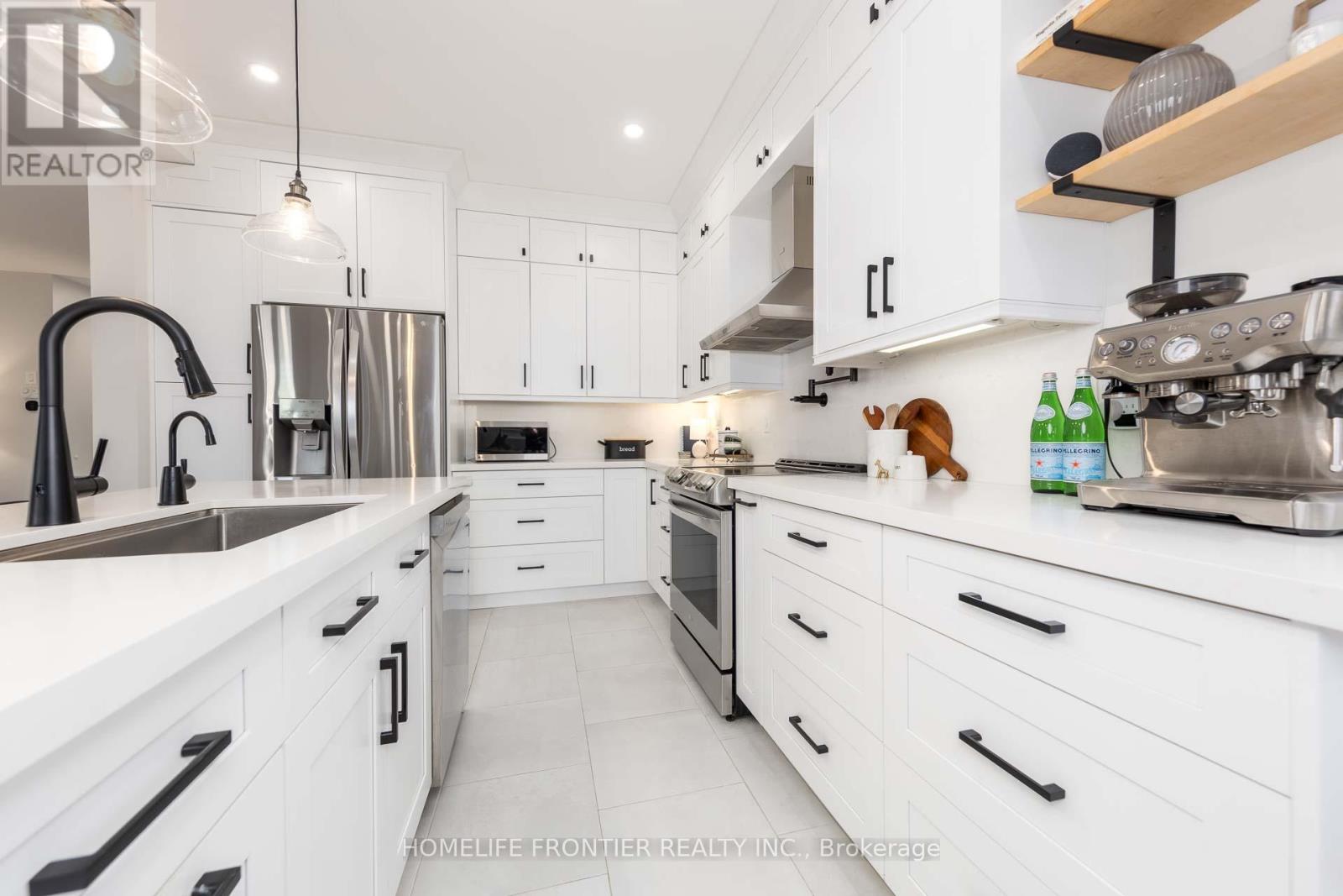 286 Helen Avenue, Markham, Ontario  L3R 1K1 - Photo 10 - N13148624