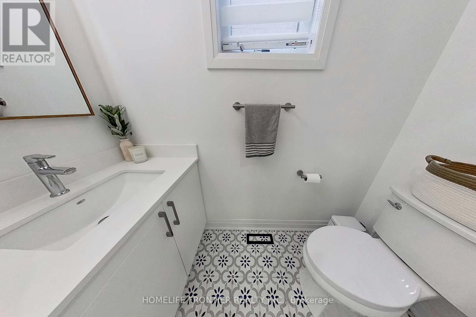 286 Helen Avenue, Markham, Ontario  L3R 1K1 - Photo 17 - N13148624