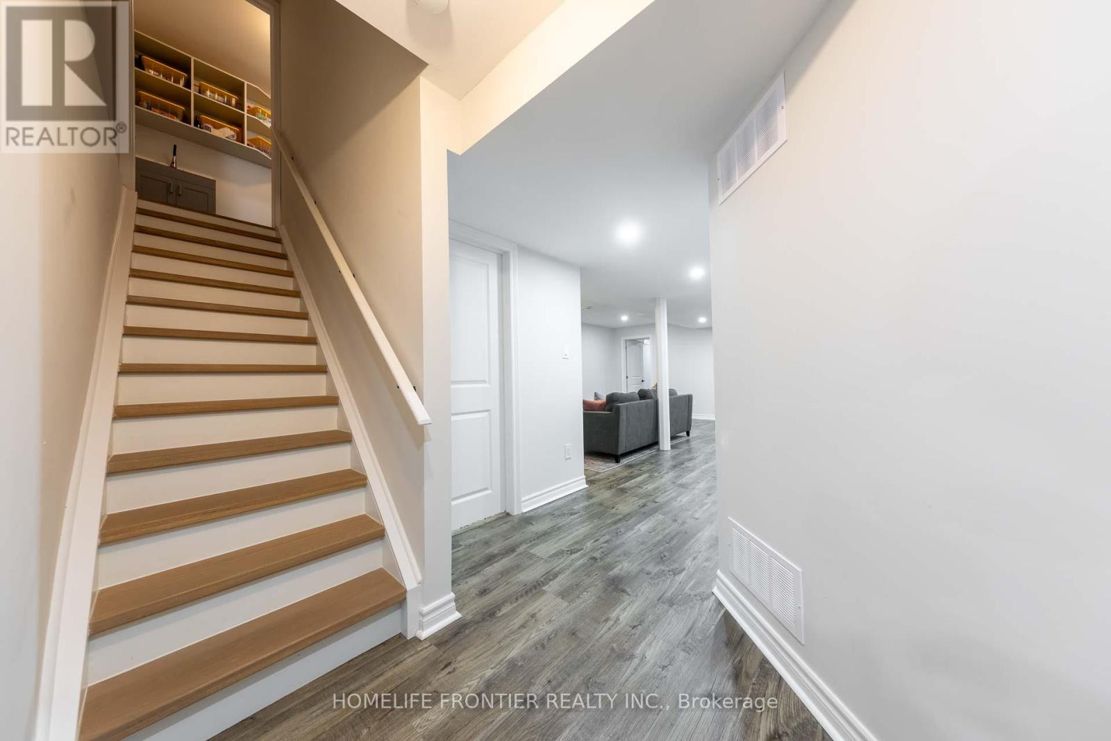 286 Helen Avenue, Markham, Ontario  L3R 1K1 - Photo 35 - N13148624